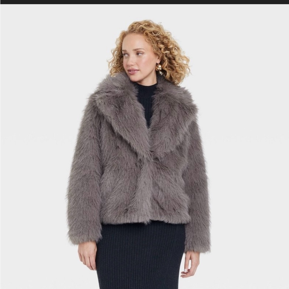 Women’s Faux Fur